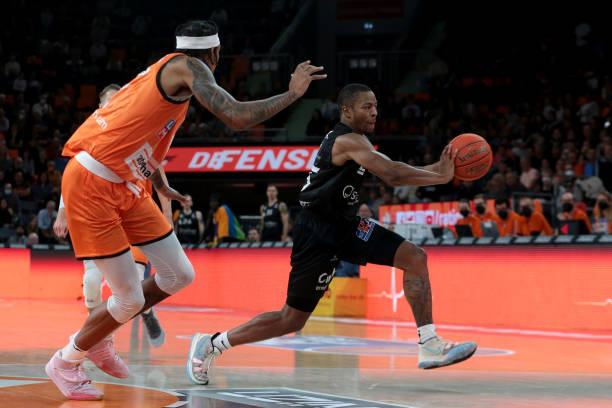 探讨法甲竞 探讨法甲竞