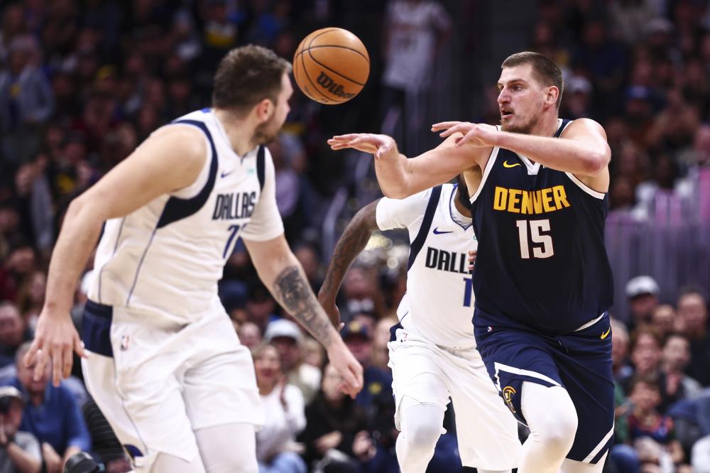 表现可谓不 表现可谓不